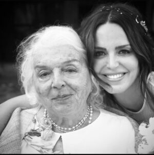 Marta Milans Instagram - My Lelita. My force… my warrior queen..my everything. Thank you for everything you’ve taught me about life, about flowers, about the best cakes to make, the best marrón glaces to eat and the best shoes to wear.. come visit me often please so i wont have to miss you too terribly. Te quiero infinito mi lelita gracias por enseñarme lo que significa la palabra fortaleza. Ya te echo de menos ❤️ pero se que tengo un ángel de la guarda para siempre ❤️