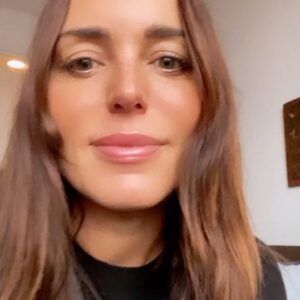 Marta Milans Instagram - Hola amigos ayudadme a votar a @fundacionanar como mejor proyecto solidario en la página web de Bankinter!! Cuento con vosotros ! Gracias!  https://www.your-promos.com/promos/QAQnyVr/participations/52346349?locale=es