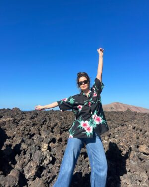 Marta Torné Instagram - Feliz de compartiros algunos momentos de mi escapada a Lanzarote este fin de año. Ha sido una experiencia increíble. He conocido personas maravillosas y he sido muy feliz… Gracias a @aretelanzarote por vuestra hospitalidad, sois los mejores. Sueño con volver pronto ❤️
IMPORTANTE EL MENSAJE DE LA ÚLTIMA FOTO⚠️