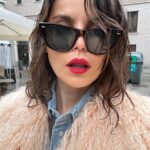 Marta Torné Instagram – Me encanta que llueva, no llevar paraguas y hacerme fotos 🌧️❤️🥰