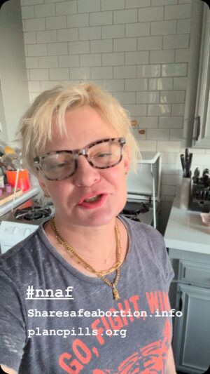 Martha Plimpton Instagram - 