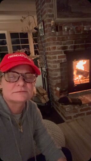 Martha Plimpton Instagram - #chingatumaga Let’s seriously do this.