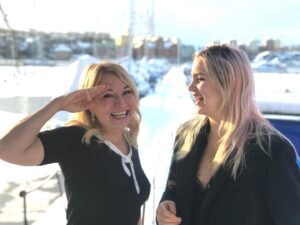 Martina Haag Instagram - Skepp ohoj! Gissa vilka två som grejat förarbevisutbildningen😀 #Nästa skepparexamen 🚢