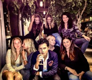 Martina Haag Instagram - Girls night out😃