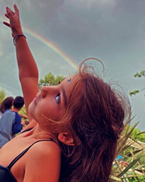 Martina Gusmán Instagram - 🐞🌈

Un arcoíris para vos princesa … 🌈
❤️🖤❤️
Ella… Mi Miraculous 
❤️🖤❤️

¡Felizzzzz cumple! 💫