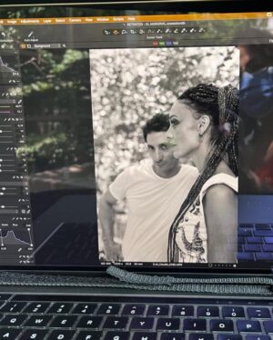 Martina Gusmán Instagram - 🎬💖💫

Día de promoción de #ElMarginalIV 💥💥💥

👗 @nantolin 
💄 @clarisarey 

¡Ya disponible en #Netflix desde el 19 de Enero! 

#EstrenoMundial 🌎🎬
#WorldWide 🌎📺

@chenetflix 
@netflixlat 
@netflixes 
@netflix 
@undertransmedia 
@telemundo 

@theremakenet 
@javierfurgang