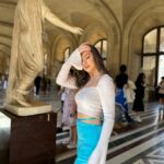 Marwa Karam Instagram - هلو حبايبي 💕 بما انو العيد عالابواب اني و @revolvemena حبينا نهديكم 20% خصم باستخدام كود MARWA20 لما تتسوقون من عندهم لحد يوم 25 June فلحقو نفسكم ولا تنسون تدزولي لوك العيد 😍