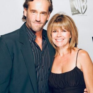 Mary-Margaret Humes Instagram - I was filming on #thewb lot last week when someone there reminded me of our “very last” wrap party here in LA where we gathered to watch the show in our WB producer’s backyard (I had actually forgotten this one) #behindthescenes #dawsonscreek #memories with @johnwesleyshippjr and @meremonroe #happytears 💞