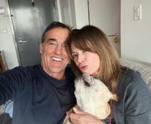 Mary-Margaret Humes Instagram - Early morning #nyc  with @johnwesleyshippjr … what a wonderful way to wake up … coffee and #puppykisses #dawsonscreek 25 years later #foreverfriends ❤️