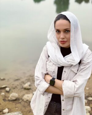 Maryam Qhajar Instagram - در تاریکی همه ما شبیه همیم … !

#مريم_قجر#بازیگر #سينما #تئاتر #هنر #سريال #ايران #هنری #طبیعت #طبیعتگردی #طبیعت_زیبا #گردشگری #طبیعت_گردی #من #سفر #گلستان #شمال #گرگان#مازندران #زندگی #زن #آرامش #دریا #استایل #مد #پرتره