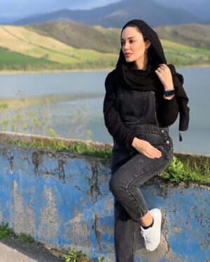 Maryam Qhajar Instagram - تا میتونی عکس بگیر...
وگرنه حسرت عکس‌هایی که نگرفتی تا آخر عمر باهات باقی میمونه...

#مريم_قجر #بازیگر #هنر #سينما #تئاتر #سریال #ايران #هنری #بازیگران #طبیعت #طبیعت_زیبا #طبیعت_گردی #گرگان #گلستان #شمال #دریا #سفر #گردش #زندگی #من #حس_خوب #سيزده_بدر #عيد