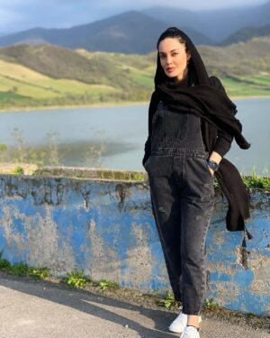 Maryam Qhajar Instagram - تا میتونی عکس بگیر...
وگرنه حسرت عکس‌هایی که نگرفتی تا آخر عمر باهات باقی میمونه...

#مريم_قجر #بازیگر #هنر #سينما #تئاتر #سریال #ايران #هنری #بازیگران #طبیعت #طبیعت_زیبا #طبیعت_گردی #گرگان #گلستان #شمال #دریا #سفر #گردش #زندگی #من #حس_خوب #سيزده_بدر #عيد