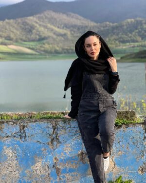 Maryam Qhajar Instagram - تا میتونی عکس بگیر...
وگرنه حسرت عکس‌هایی که نگرفتی تا آخر عمر باهات باقی میمونه...

#مريم_قجر #بازیگر #هنر #سينما #تئاتر #سریال #ايران #هنری #بازیگران #طبیعت #طبیعت_زیبا #طبیعت_گردی #گرگان #گلستان #شمال #دریا #سفر #گردش #زندگی #من #حس_خوب #سيزده_بدر #عيد