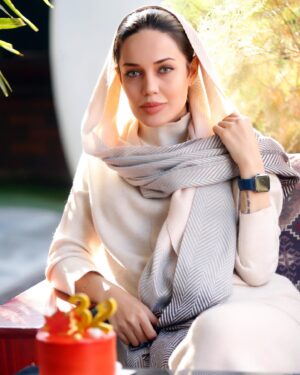 Maryam Qhajar Instagram - و ٣٢🎂🍁

ممنون از ميثم عزيز براي ثبت لحظات
📷:
@misipix 

#مريم_قجر #بازیگر #سينما #تئاتر #هنر #تولد #روز #هنری #عكس #زندگی #گرگان #گلستان #شمال #من #منشن #٣٢ #عکاسی #پاییز#آبان 

#iranian #birthdaysurprise #actresses #suprise
