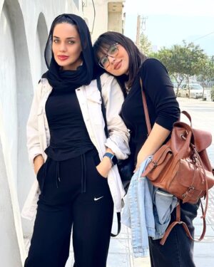 Maryam Qhajar Instagram - يه تركيب برنده👭
@sahar_soltaniian 
❤️

#مريم_قجر #بازیگر #سينما #تئاتر #هنر #هنری #بازیگران#زن #بازی #بازیگران_زن #من #منشن #دوست #رفیق #زندگی #گرگان #گردشگری #سفر #گلستان #طبیعت #ايران #آرامش