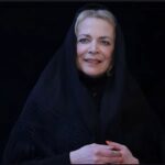 Maryam Boubani Instagram - #چه پاییز برگریزانی شد بانو! چه بی وقت! مرگ درحوالی ما قدم می زند! #یادتون گرامی! #بیتافرهی