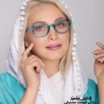 Maryam Kavyani Instagram - . روزهای پایان سال شده با کلی اتفاقات …خیلی ها در این یک سال رفتن ، خیلی ها درگیر بیماری و درد و رنج بودن خیلی ها به آرزوهایشان رسیدن و خیلی ها هم ناکام ماندن… و تنها یک چیز تغییر نکرد طلوع و غروب آفتاب و این یعنی زندگی ادامه دارد … آنهایی که هنوز کنار هم مانده اید هوای همدیگر را داشته باشید.⭐️❤️ #زندگی_زیباست #مریم_کاویانی