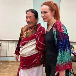 Maryana Romanova Instagram - Вчера опять были на практике у ламы Пема Рандрола.