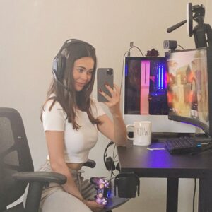 Marybeth Havens Instagram - Keep calm and blame it on the lag. 😂