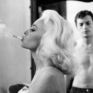 Marysole Fertard Instagram - Jeanne …
Jeanne Moreau putain