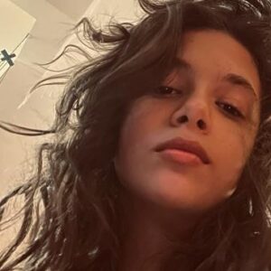 Mastane Mohajer Instagram - دخترم 
همه وجودم 
بزرگترین امید زندگی من 
خوشبختم مادر تو هستم 
تولدت مبارک نفس 
خیلی دوست دارم 🧿❤️