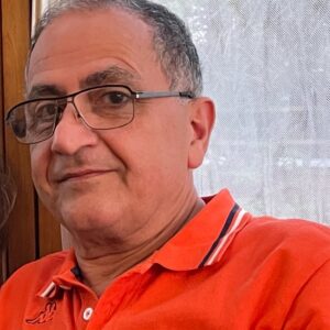 Mastane Mohajer Instagram - مسعود عزیزم 
بزرگ ما 
همیشه یاور و پشت پناه 
ممنونم برای تمام سالهای بودنت 
تولدت مبارک 🌹