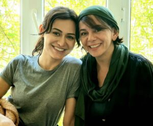 Mastane Mohajer Instagram - تهمینه رافائلا 
پروژه جدید 
باکو 
With @tahmina.rafaella 
New project 
Baku 
📸@touraj_aslani
#director #actress #editor #photographer #baku #iran #cinema