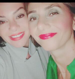 Mastane Mohajer Instagram - جان و جهان من 
خواهرم 
تولدت مبارک♥️