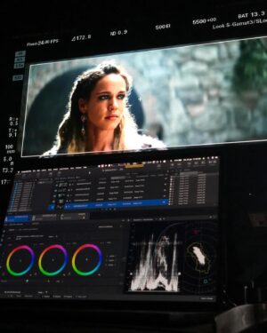 Matilda Lutz Instagram - BRIGANTI dal 23 aprile su Netflix diretto da @nicola.sorcinelli @antolefosse #stevesaintleger scritto da @collettivograms prodotto da @fabulapictures con un cast 🔥🔥🔥🔥