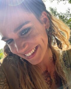 Matilda Lutz Instagram - Michelina 💜 💚