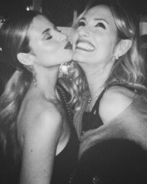 Matilde Reymão Instagram - Cacauetes ❤️ foi taooooo bommmmmmmmm
@tvioficial 
@pluraloficialpt