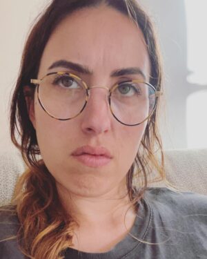 Maude Harcheb Instagram - Belle année 2023 à tous 🖤

Slide pour voir mon best of 2022.