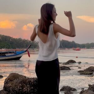 Maya Chanitcha Pimthong Instagram - โบว์หลุดตอนไหนไม่รู้ แต่ชอบรูปนี้🥲💅🏼