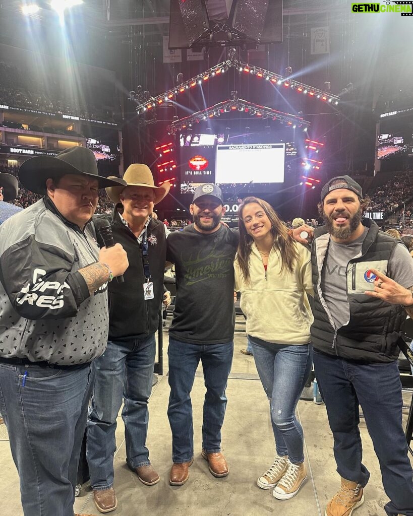 Maycee Barber Instagram - Such a great time with some of my favorite people Thank you @mattlwest @pbr 🐂