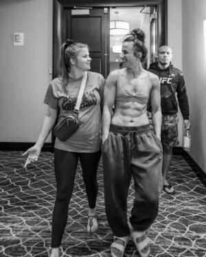 Maycee Barber Instagram - Crammalammmalich. 4 Life 
 #kendricklamar #UFC299 #weightcut #kershaw #kershawknives