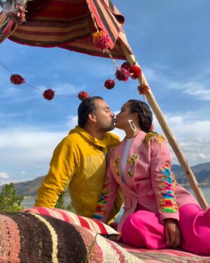 Mayella Lloclla Instagram - Hoy es otro día más que te AMO ❤️ Feliz día del Amor @jhefryvasquez ❤️‍🔥🔥😍
#sanvalentin #FelizDíaDelAmor #felizdiadelamorylaamistad