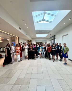 Mayra Farret Instagram - If you are not networking, you are not working.

Fashion Group International Global Leaders Annual Meeting. Thank you @fgidallas for hosting 🙏🏻

Suit @cinqasept 
Blouse @zara 
Shoes @ysl 
Bag @chanelofficial

#fgi #fgiglobal #fgiglobalnetwork #connectionsmatter
