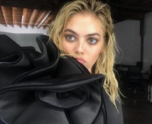 McKaley Miller Instagram - tomorrow is monday. sorry for ruining your sunday evening. ok bye