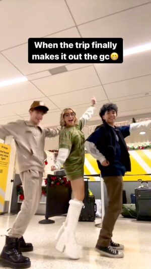 McKenzi Brooke Instagram - It’s finally happening!! 🔥🔥🔥 #dance #pitbull #mrworldwide #fireball #siblings #siblinggoals @nickbencivengo @jordanpalani @spiritairlines #music4miles