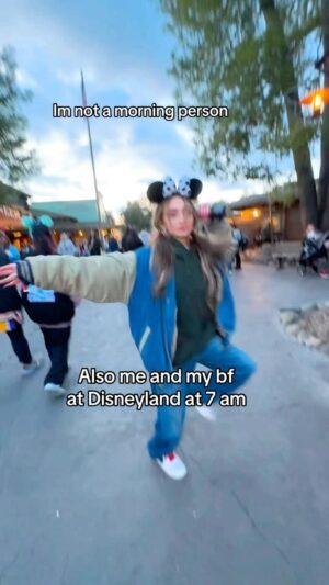 McKenzi Brooke Instagram - We only wake up early for Disney lol 😂 @Disney Parks #disneyland #disney #energy #relatable #saltburn #comedy #bestie #Relationship #boyfriend #bff