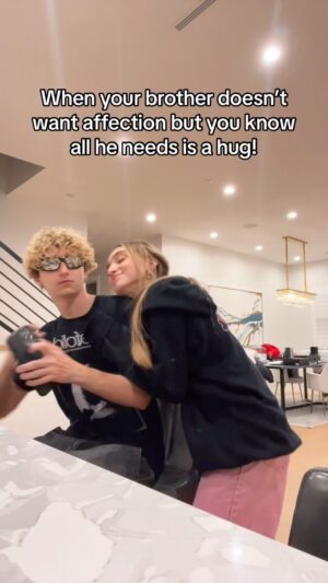 McKenzi Brooke Instagram - Tag your sibling! 👯‍♀️ #comedy #relateable #siblings