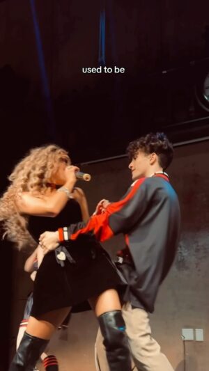 McKenzi Brooke Instagram - Who wants to see this live?!?🔥 #performance #sing #singer #dance #fu #original #dancers 
Dance Team: @nickbencivengo @adenmessierr @isadorafigueroa @cassidy_naber @brooklynjuve @sophiesantella 
Choreographer: @guygroove 
Fashion Designer: customized dress by @fashiondrug_by_anahit 
Designer shoes: @dameliofootwear 
🎥 provided by @modernlalaland