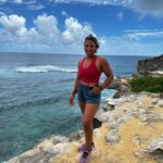 Meagan Martin Instagram - Throw back to handstands and beach time in one of my favorite places of all time, Kauai ❤️! Always bring my @athleticbrewing refreshments with me 🍻🤩!