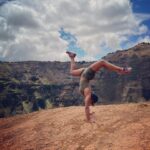 Meagan Martin Instagram - Life will always be a little more fun upside down 🤸🏽‍♀️!!! Love the flexibility that these @prana Halle E-Waist short II gives me 😍!!!