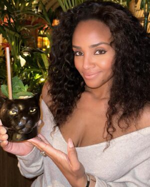 Meagan Tandy Instagram - Currently drinking vibraniam right now in London #blackpanther #wakandaforever #london #specialtydrinks