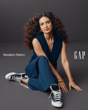 Medalion Rahimi Instagram - Medalion Rahimi. Actor. Creative. Business Owner.
.
Forever Original. Medalion got her start in front of the camera at age 4, but was pulled toward deeper storytelling early on. This first generation Iranian-American is now committed to telling the stories of minority and multicultural experiences in America through her production company, @saffronhoneyfilms.