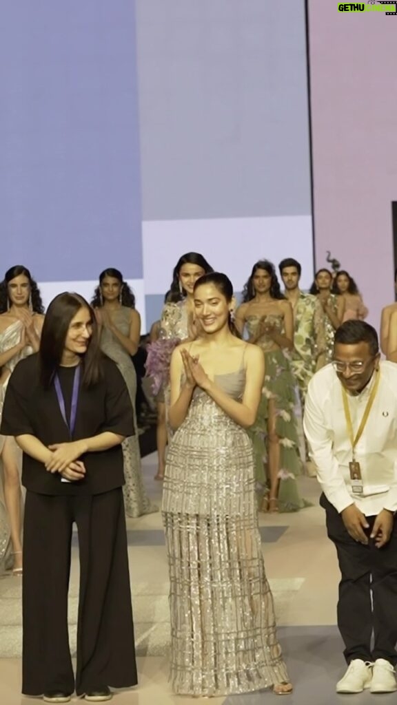 Medha Shankar Instagram - It was an incredible experience walking as the showstopper for @geishadesigns and @lakmesalon at @lakmefashionwk in partnership with @fdciofficial March 2024. Discover ‘The Elemental Symphony’ - Drawing inspiration from the fundamental elements of nature—Earth, Fire, Water, Air, and Cosmos. #GeishaDesigns #ParasAndShalini #WithLoveFromGeisha #SpringSummer24 #LakmeSalonBackstageHeroes #ElementalSymphony #LakmeSalon #RunwayToEveryday #LakmeFashionWeekxFDCI #LakmeFashionWeek #LFWxFDCI #LFW #FDCI