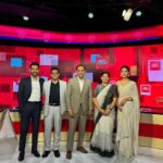 Medha Shankar Instagram - The real and reel life Manoj Kumar Sharma and Shraddha Joshi. @vikrantmassey & @medhashankr in the @indiatoday Mediaplex for a conversation on Vidhu Vinod Chopra’s new film #12thFail which has been getting rave reviews. Catch them tonight at 8:30 pm and over the weekend on @indiatoday