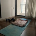 Medha Shankar Instagram - What matters is, what you do when no one is watching. Are you excruciatingly honest with yourself? Do you truly ‘like’ yourself? Can you sit alone in your room without people/internet/phone and be at ease? If the answer is yes, you get big virtual hugs! (Go li’l Rockstar!) And If the answer is no, you get Bigger hugs and I hope 2022 brings affirmative answers to the above questions for all🙏🏼💫 My fave workout bud, @kosha_yoga_co . . . . . . #workoutroutine #weighttrainingforwomen #yogaisbliss #koshayoga #meditation