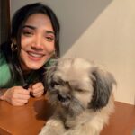 Medha Shankar Instagram - When you don’t give me attention.......I take it🤓🐶 #shelovesme #shejustlikesherspacemore . . . . . #dogsofinstaworld #doggylovers #explorepage